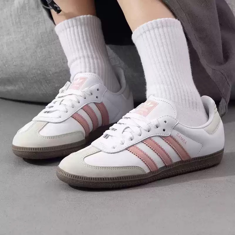 Sepatu kasual olahraga wanita  - Adidas Shoes Superstar ulasan dan harga
