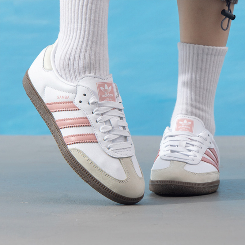Sepatu kasual olahraga wanita  - Adidas Shoes Superstar ulasan dan harga